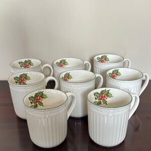 Mikasa Italian Countryside Holly Mugs